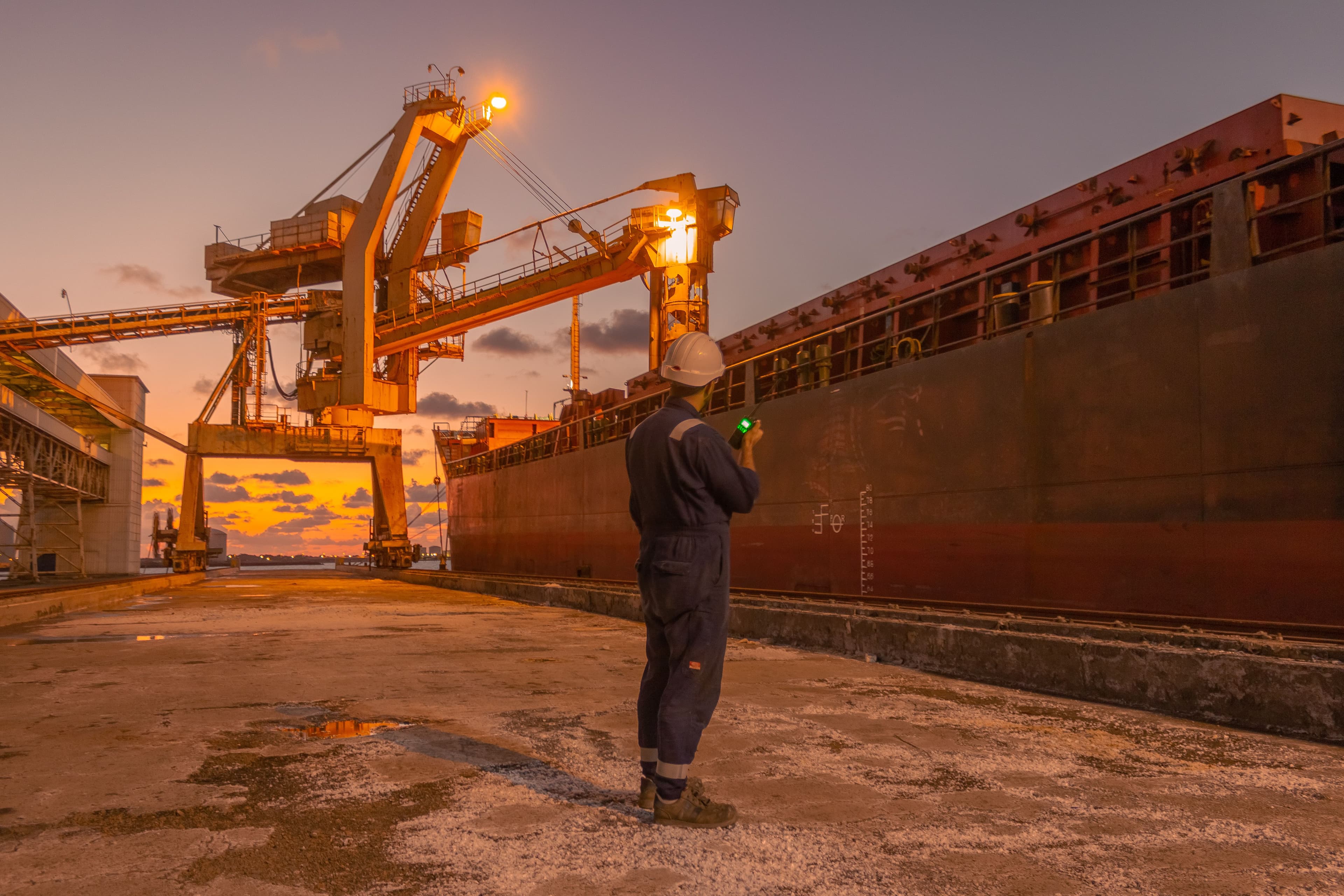 Ship, port and agricultural trade across Africa